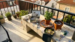 Cinza de lareira no jardim: 5 usos seguros para melhorar o solo sem estragar o pH